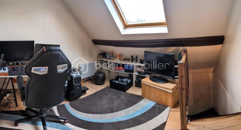 Maison ancienne - 92 m² - 8 pièces