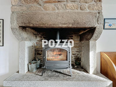 Maison - 225 m² - 10 pièces