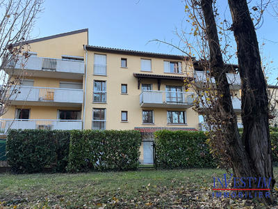 Appartement - 90 m² - 4 pièces