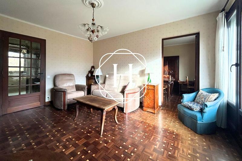 Appartement - 77 m² - 4 pièces