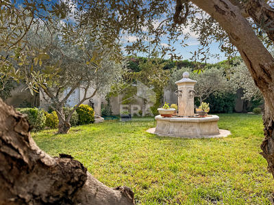 Maison - 146 m² - 7 pièces