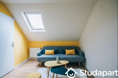 Chambre - 14 m² - 1 pièce