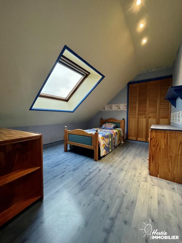 Maison - 218 m² - 8 pièces