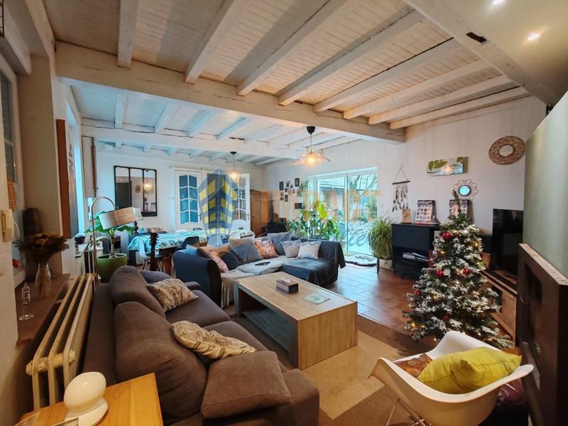 Maison - 170 m² - 7 pièces