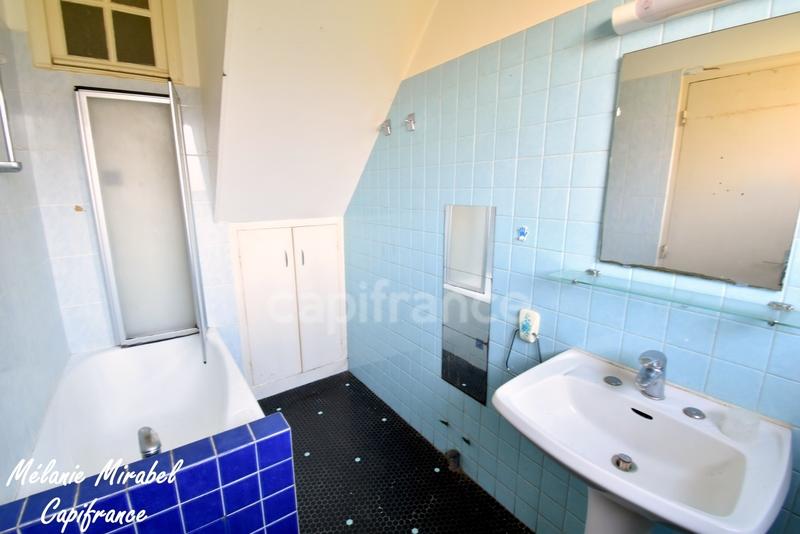 Maison - 155 m² - 8 pièces