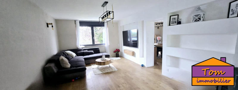 Maison - 200 m² - 8 pièces