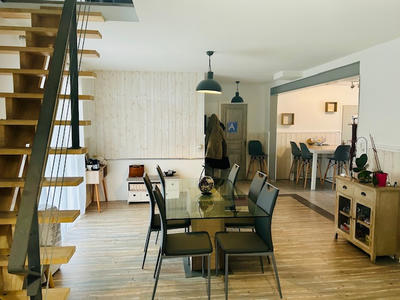 Villa - 105 m² - 4 pièces