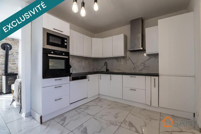 Maison - 90 m² - 4 pièces