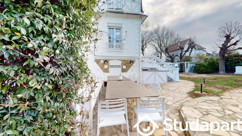 Chambre - 15 m² - 1 pièce