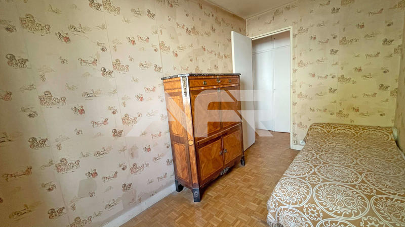 Appartement - 80 m² - 4 pièces