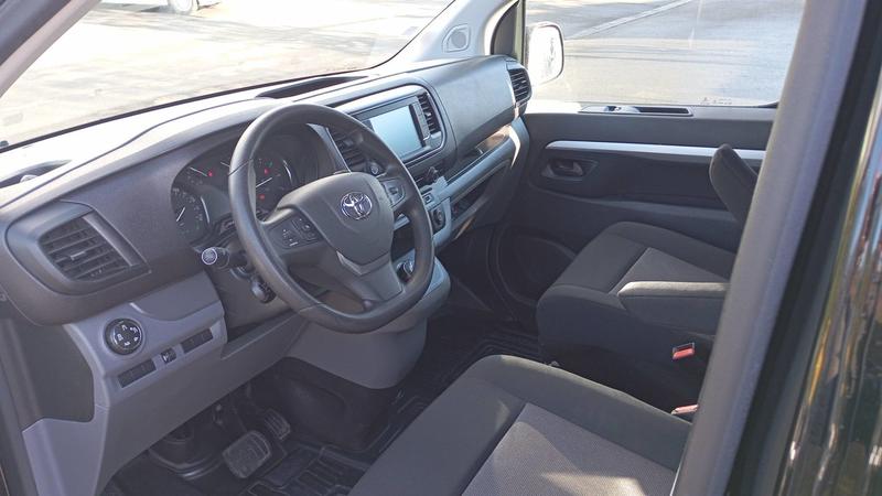 Toyota Proace II 2.0 d-4d 180 Bva8 Business - 5 places Automatique