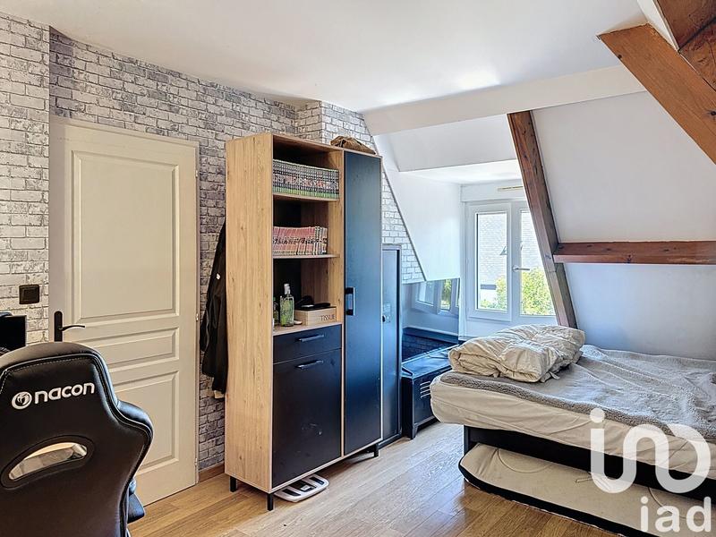 Maison - 251 m² - 8 pièces