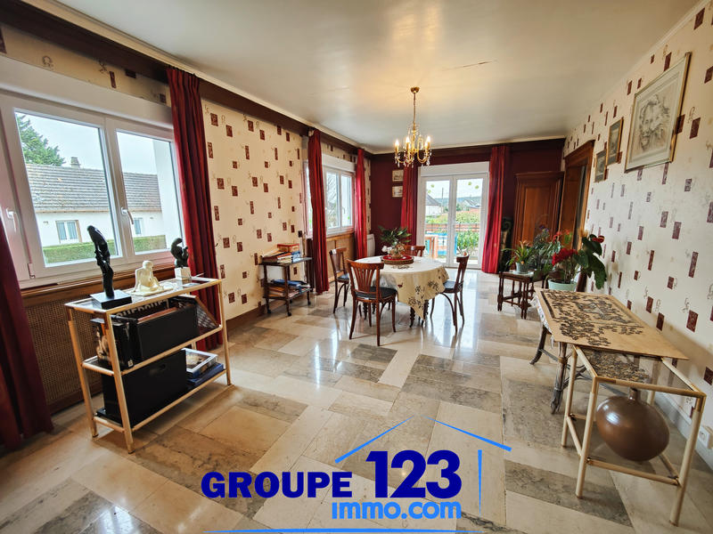 Maison - 166 m² - 8 pièces