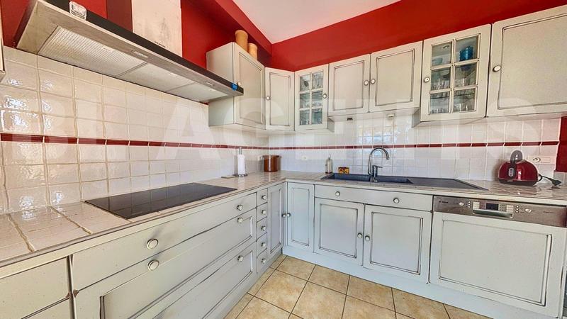 Maison - 170 m² - 6 pièces