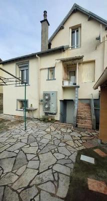 Maison - 80 m² - 4 pièces