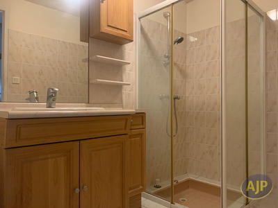 Maison - 121 m² - 5 pièces