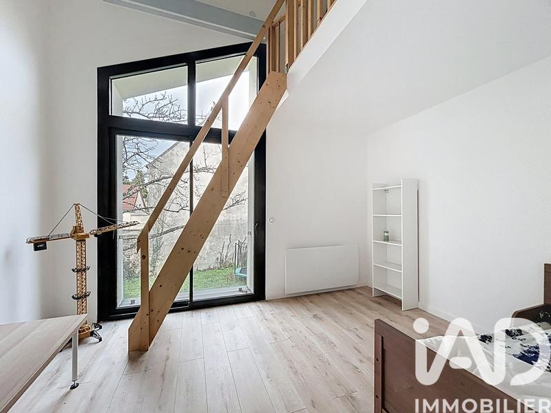 Maison - 276 m² - 10 pièces