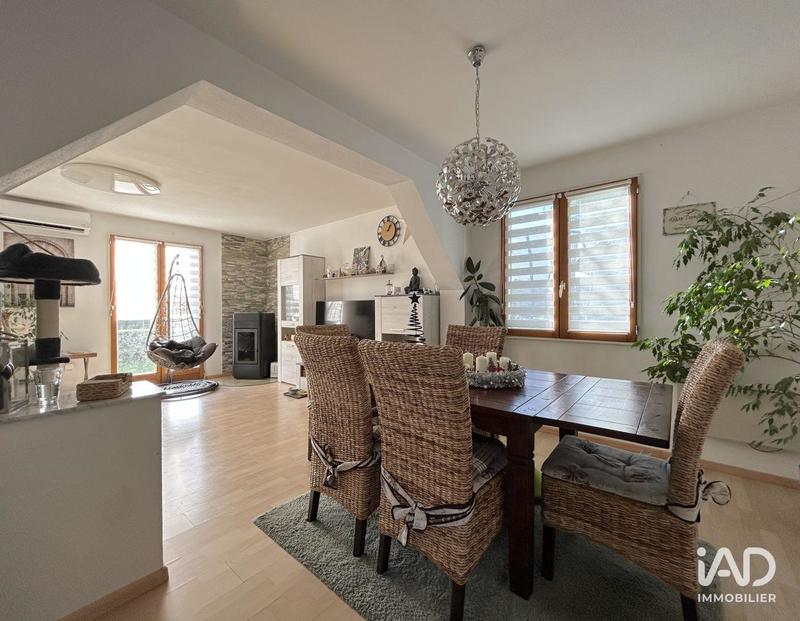 Maison - 126 m² - 5 pièces