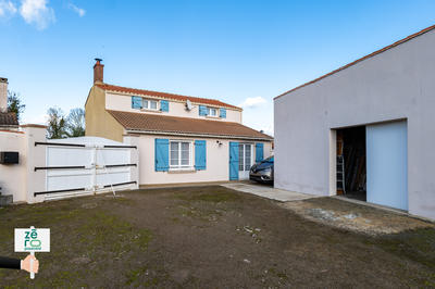 Maison - 111 m² - 4 pièces