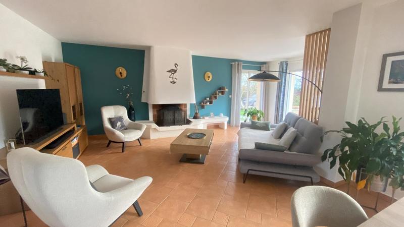 Pavillon - 264 m² - 8 pièces