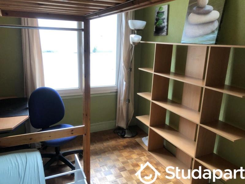 Chambre - 11 m² - 1 pièce