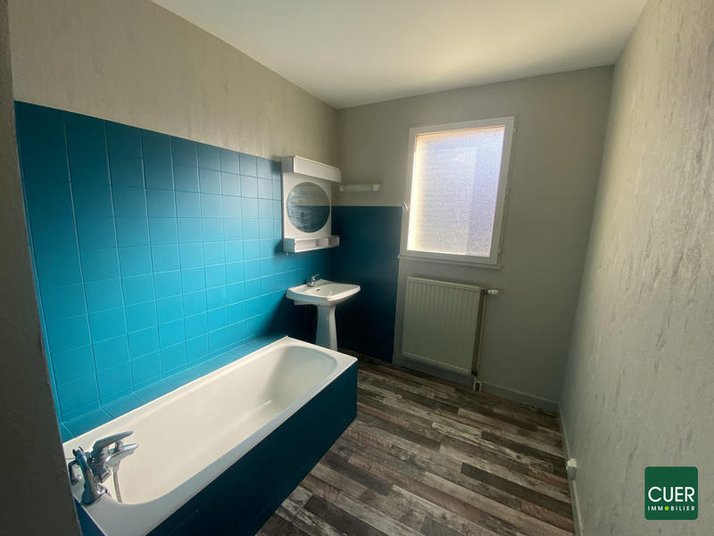 Appartement - 80 m² - 4 pièces