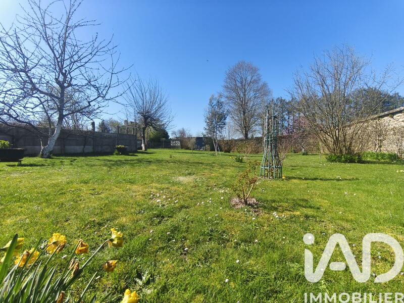 Maison - 165 m² - 10 pièces