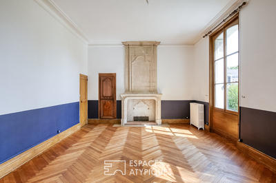 Maison - 323 m² - 12 pièces