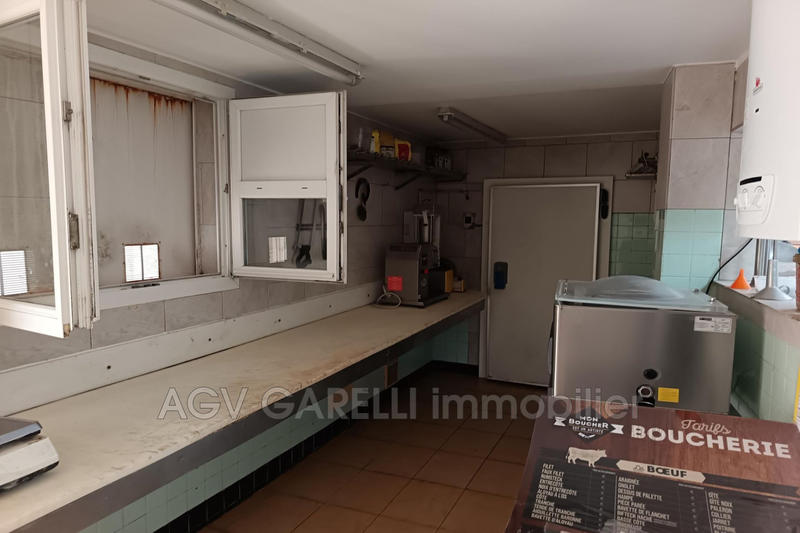 Fonds de commerce - Magasins - 91 m²