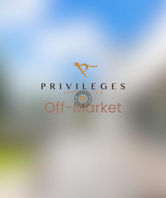 Maison - 172 m² - 9 pièces