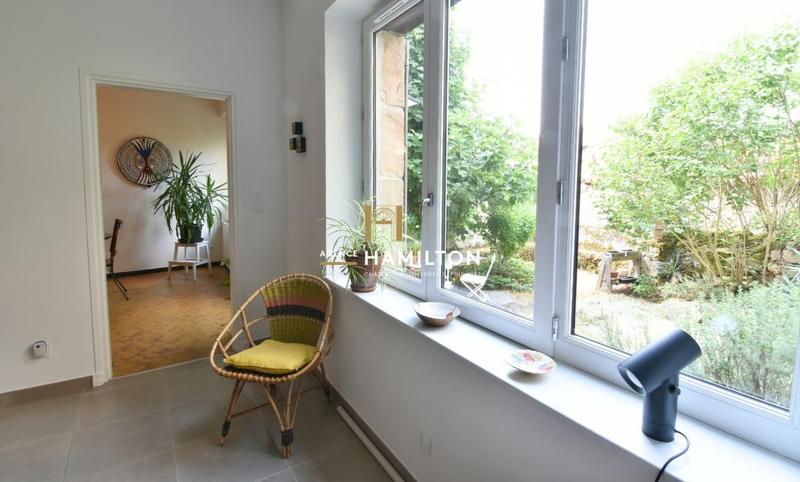 Maison - 200 m² - 6 pièces