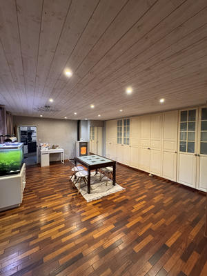 Maison - 143 m² - 8 pièces