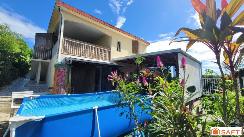 Maison - 180 m² - 7 pièces