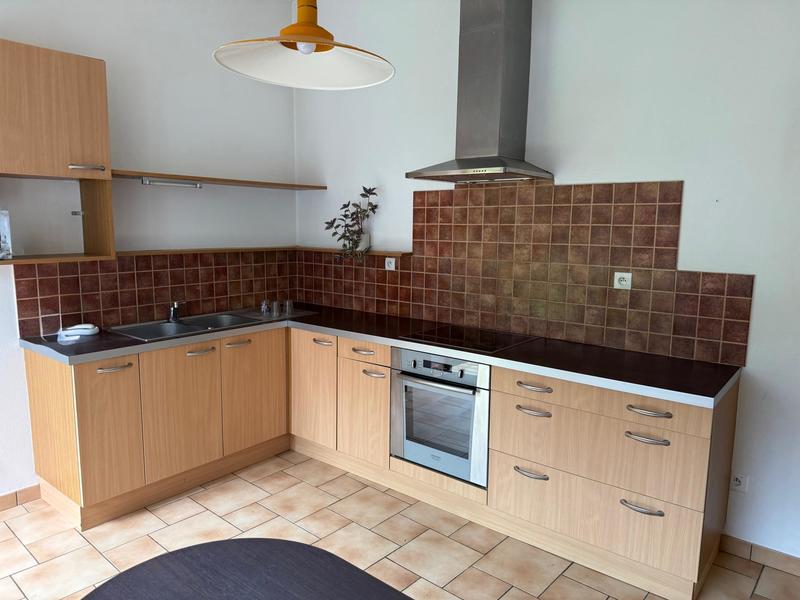 Maison - 207 m² - 12 pièces