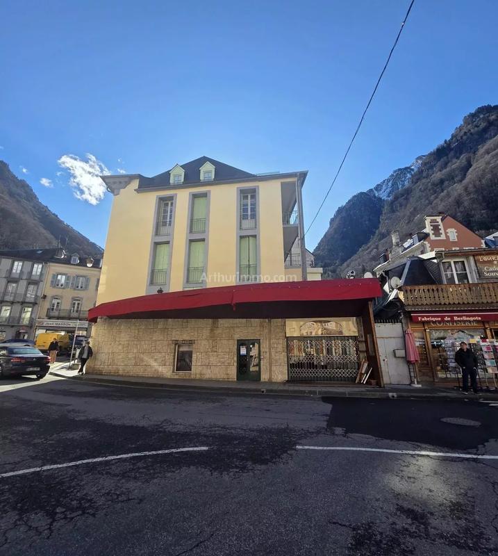 Immeuble - 355 m² - 9 pièces