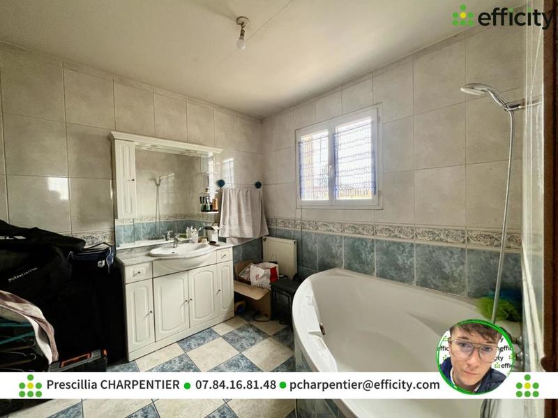 Pavillon - 180 m² - 6 pièces