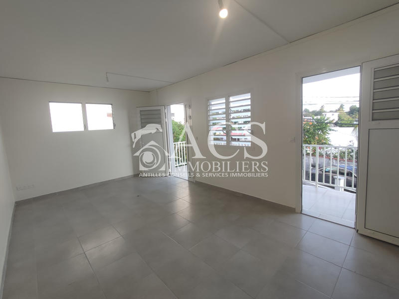 Appartement - 70 m² - 4 pièces