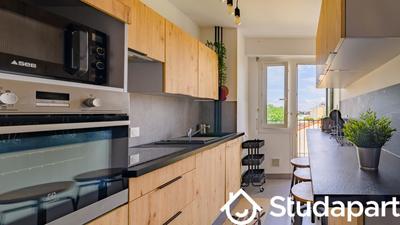 Chambre - 11 m² - 1 pièce