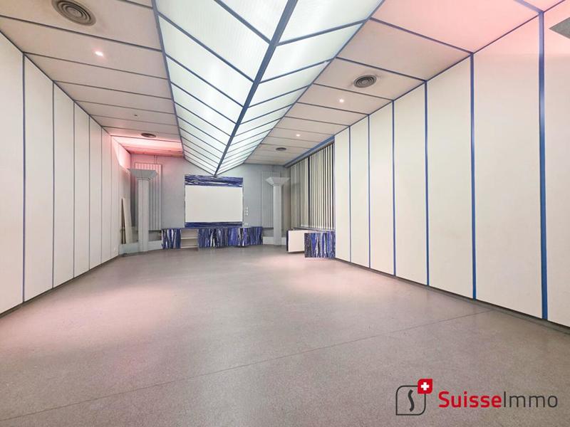 Bureau - 559 m² - 14 pièces