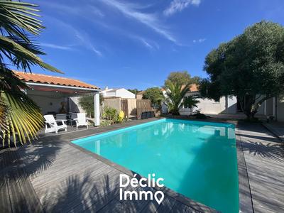 Maison - 158 m² - 6 pièces