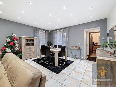 Maison - 100 m² - 4 pièces