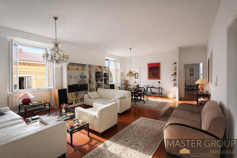 Appartement - 93 m² - 3 pièces