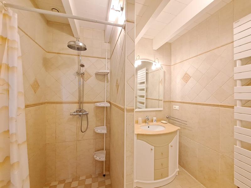 Maison - 295 m² - 7 pièces