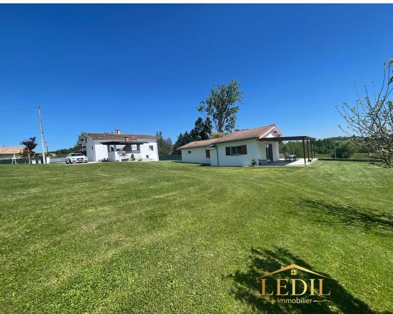 Maison - 229 m² - 7 pièces