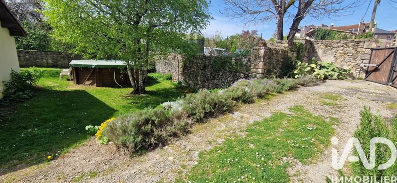 Maison - 185 m² - 8 pièces