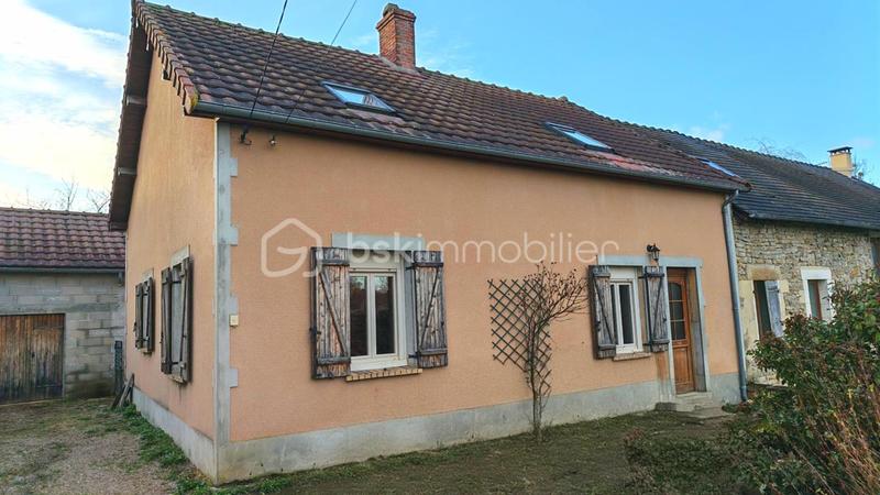 Maison ancienne - 104 m² - 4 pièces