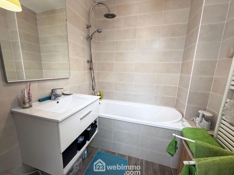 Maison - 103 m² - 5 pièces