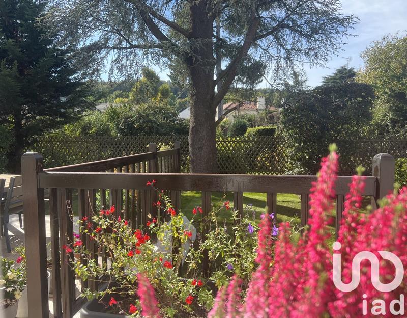 Maison - 215 m² - 9 pièces