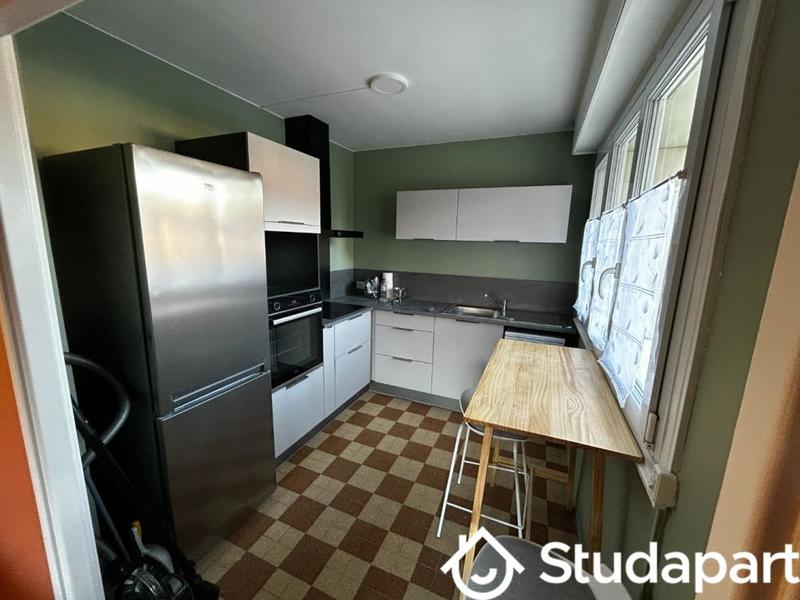 Chambre - 10 m² - 1 pièce