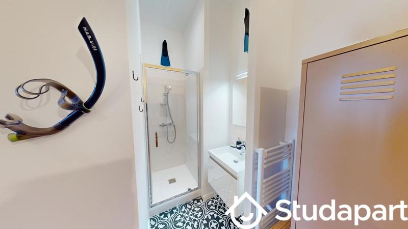 Chambre - 11 m² - 1 pièce